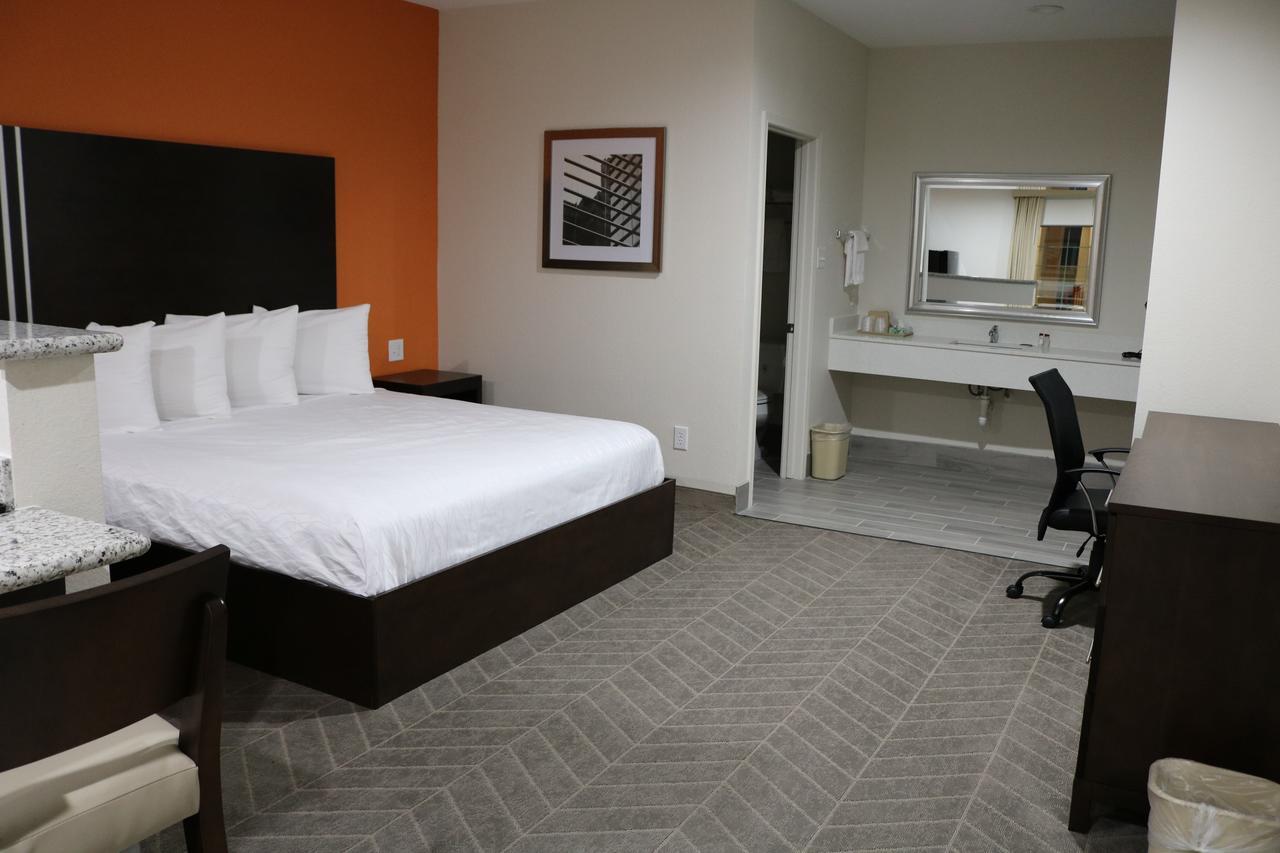 Scottish Inn & Suites - Iah Airport Humble Bagian luar foto