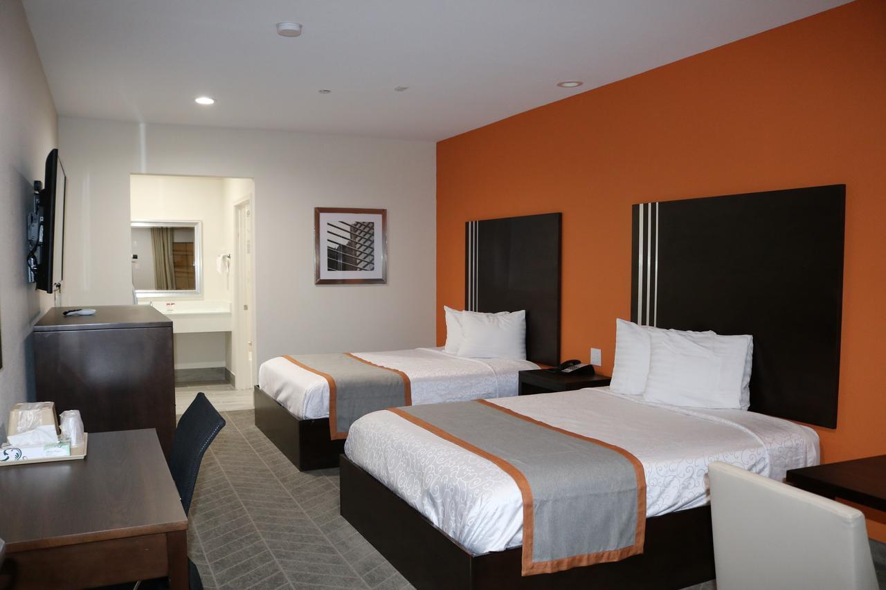 Scottish Inn & Suites - Iah Airport Humble Bagian luar foto