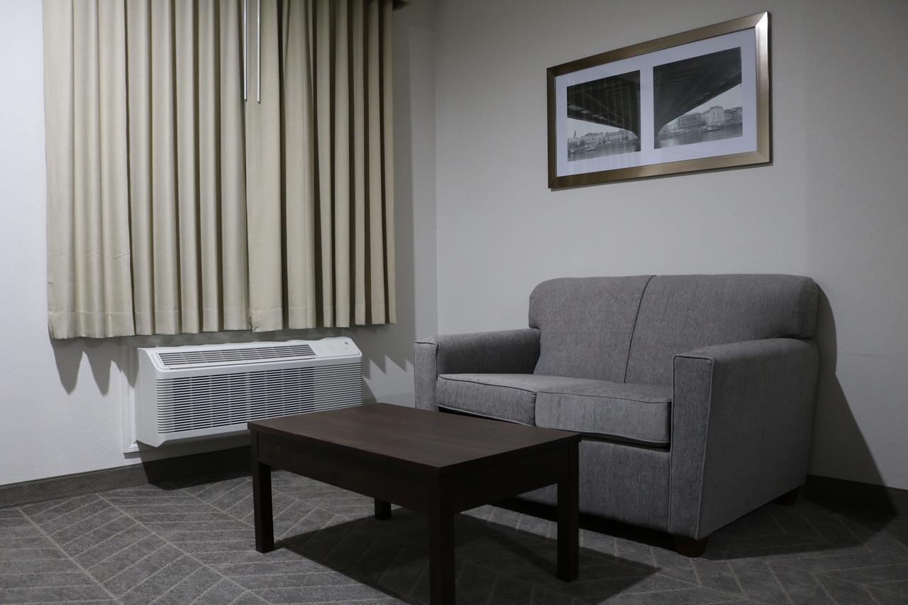 Scottish Inn & Suites - Iah Airport Humble Bagian luar foto