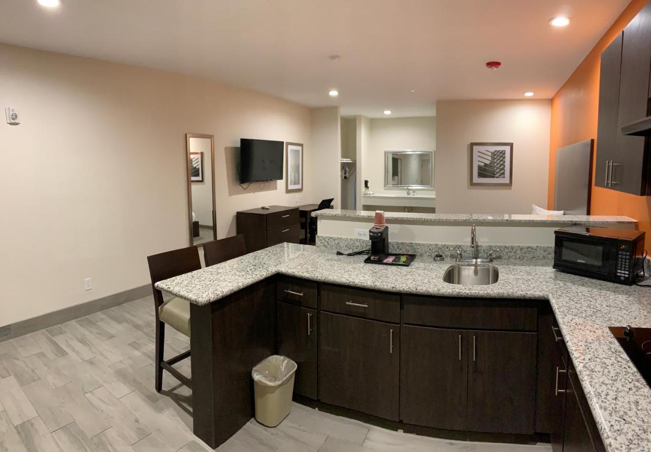 Scottish Inn & Suites - Iah Airport Humble Bagian luar foto